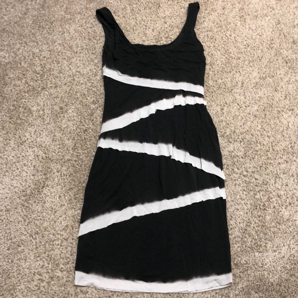 📦 🚚 EVERYTHING MUST GO! Boutique Dress | XS - Picture 2 of 4